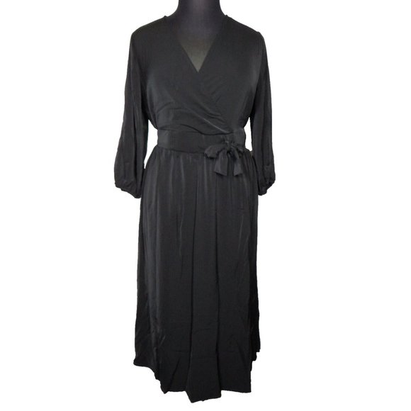 Torrid Black Studio Crepe De Chine Surplice Midi Dress, Pockets, Plus Size 1X - Picture 1 of 11
